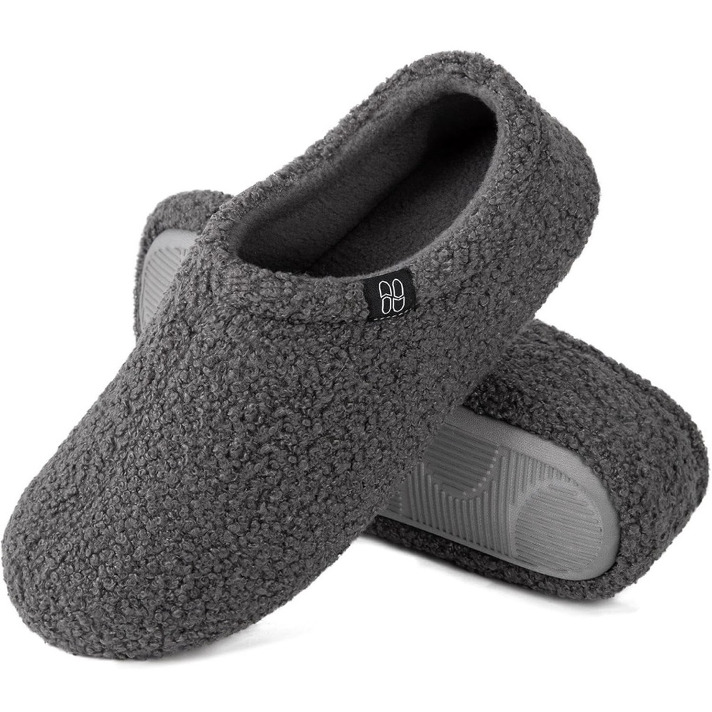 HomeTop Women’s Fuzzy Curly Fur Memory Foam Loafers Slippers With Polar Fleece